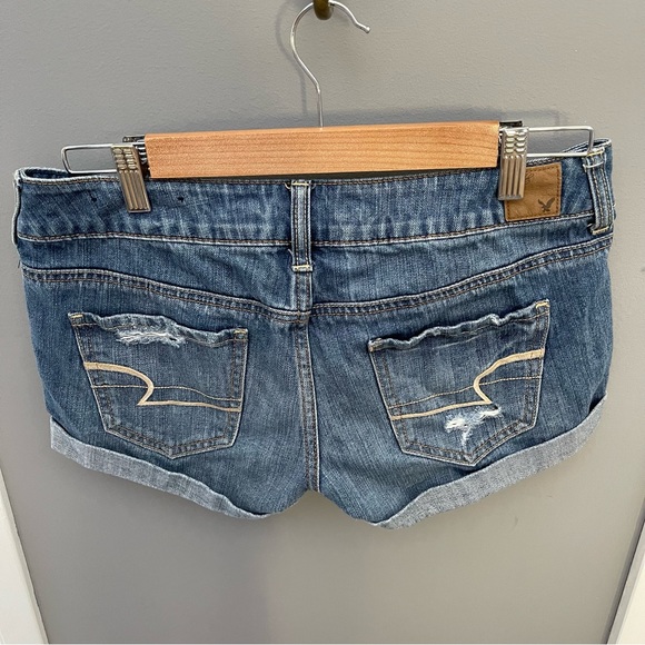 American Eagle Jean Shorts - Size 4 - Picture 2 of 6